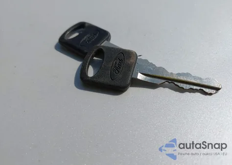 1994 Ford F250 from USA, damaged, VIN 2FTHF26H9RCA67700